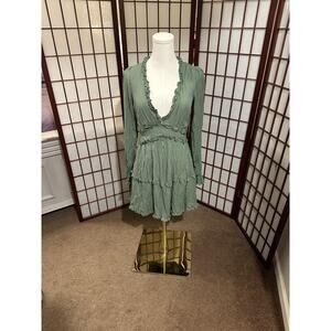 Mi Ami women’s dress sage green size medium cute ruffles low-cut short